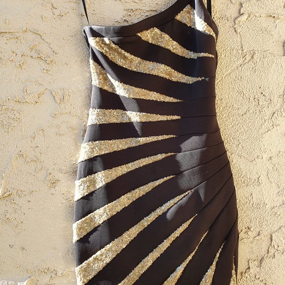 Bebe Sequins “Sunburst” Dress - Picture 2 of 8